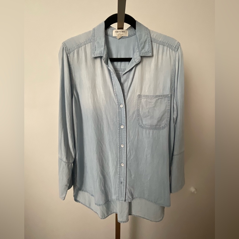 Cloth & Stone Light Blue Button Down Shirt